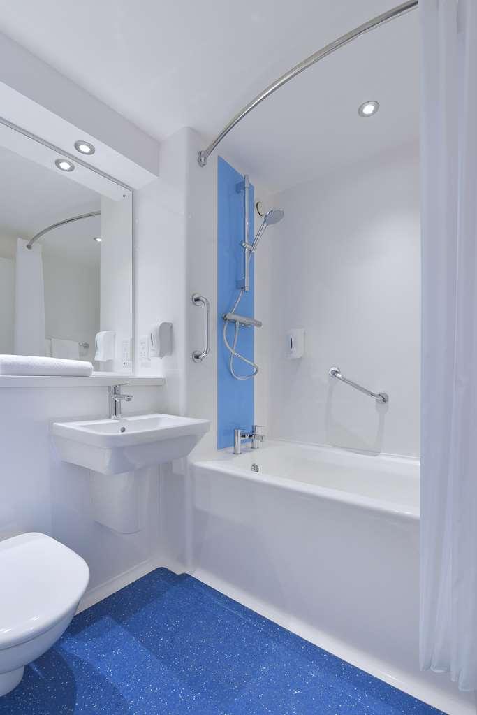 Travelodge Clacton On Sea Central Phòng bức ảnh