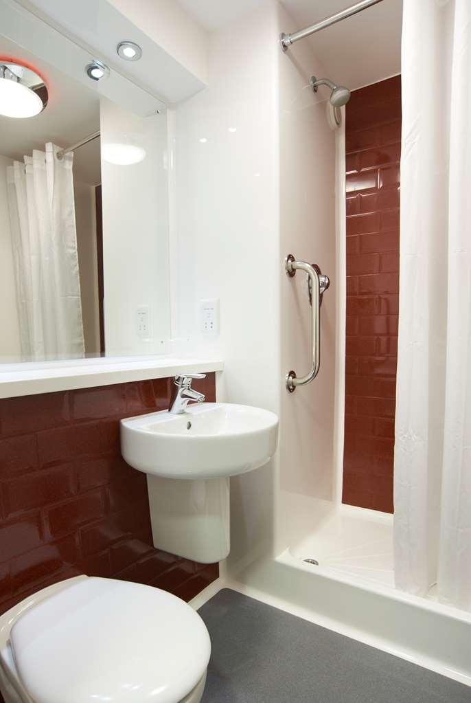 Travelodge Clacton On Sea Central Phòng bức ảnh
